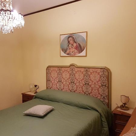 La Nicchia Di Gangi Apartamento Exterior foto
