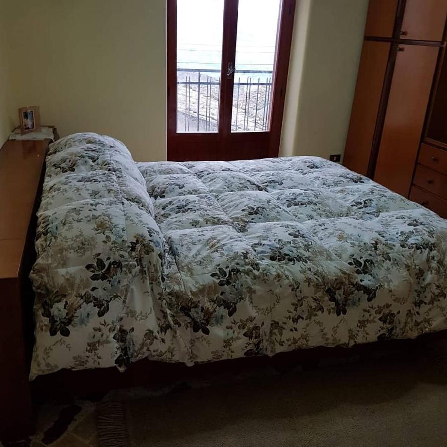 La Nicchia Di Gangi Apartamento Exterior foto
