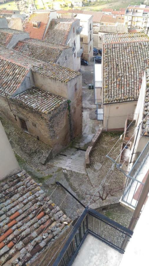 La Nicchia Di Gangi Apartamento Exterior foto