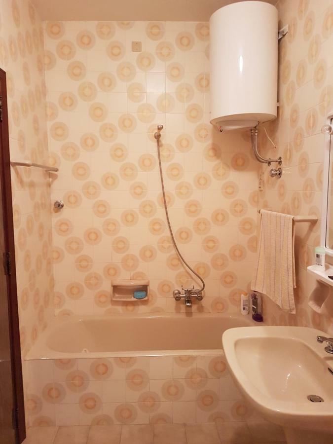 La Nicchia Di Gangi Apartamento Exterior foto